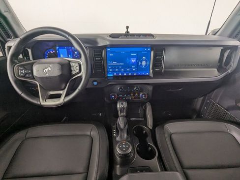 Used 2023 Ford Bronco Everglades AWD/4WD image 18