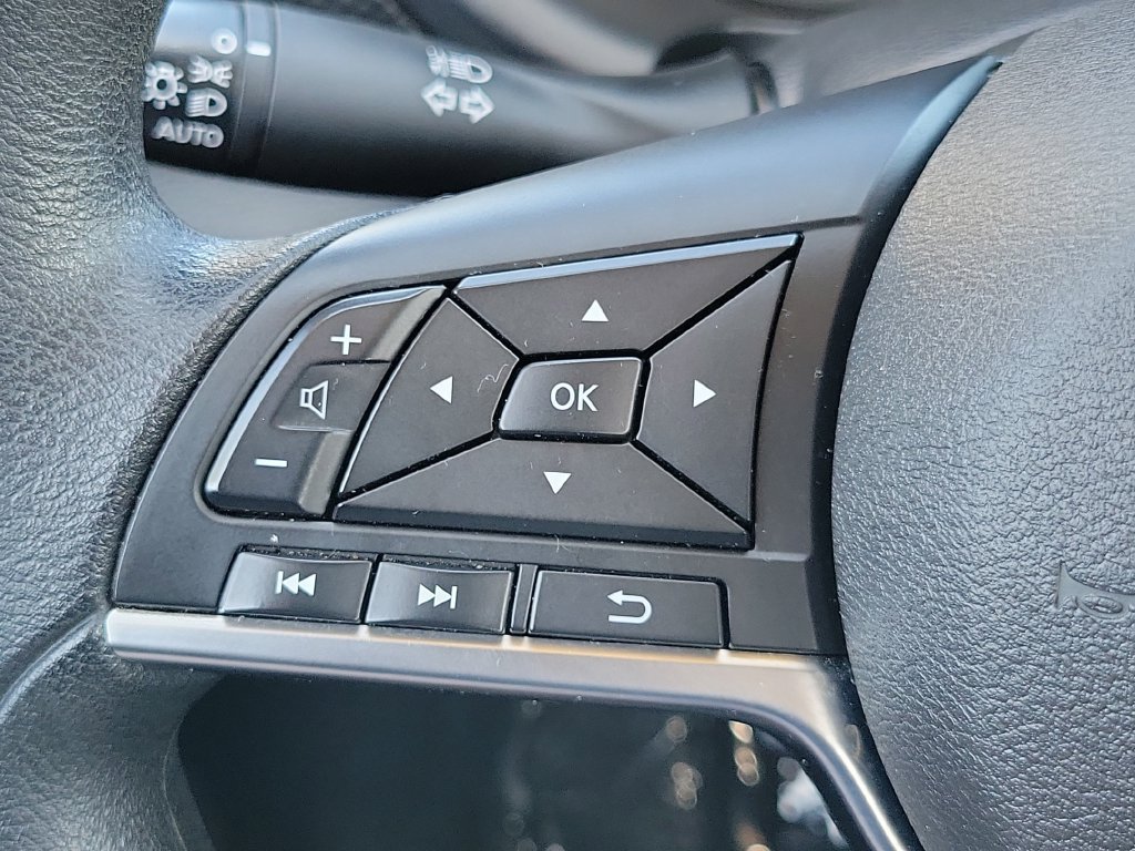 Certified 2024 Nissan Kicks SV FWD image 31