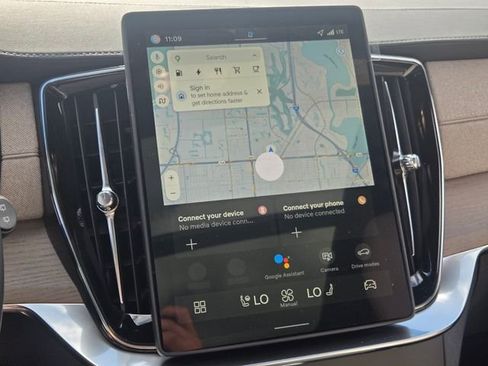 New 2026 Volvo XC90 T8 Plus image 23