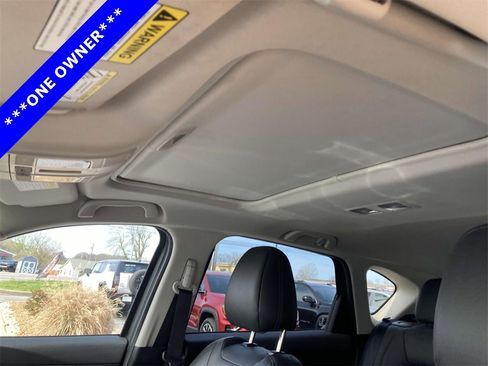 Used 2023 MAZDA CX-5 AWD 2.5 S w/ Premium Package image 17