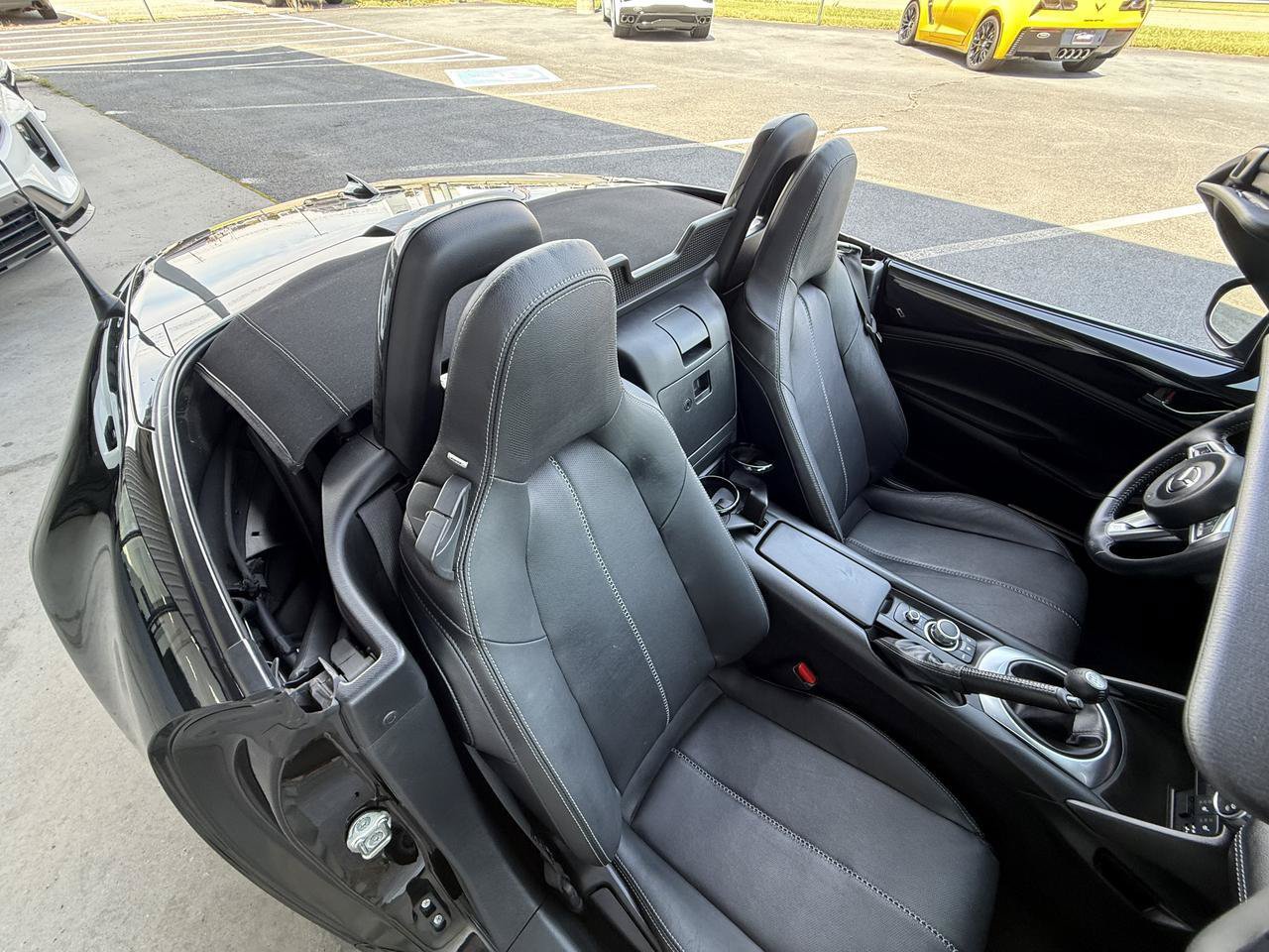 Used 2023 MAZDA MX-5 Miata Grand Touring w/ Weather Package RWD image 30