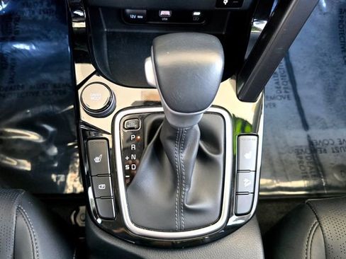 Used 2024 Kia Seltos EX image 11