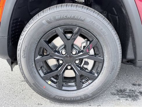New 2026 Jeep Grand Cherokee L 2WD image 34
