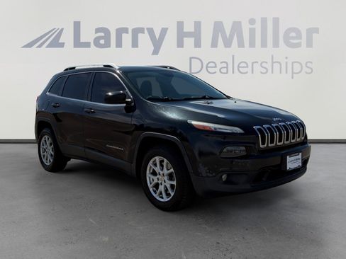 Used 2015 Jeep Cherokee Latitude image 8