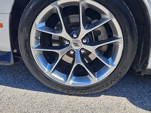 Used 2022 Dodge Challenger GT image 9