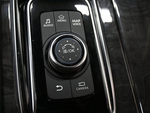 Used 2024 INFINITI QX80 Luxe image 34