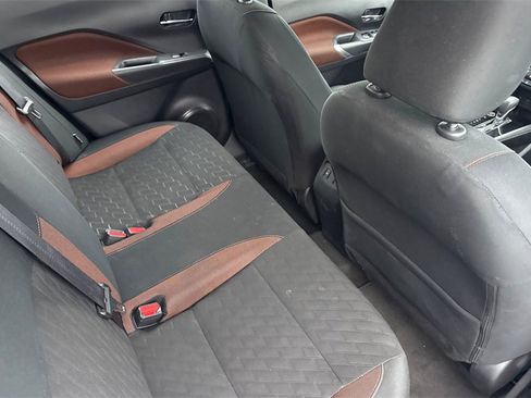 Used 2024 Nissan Kicks SR image 20