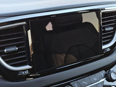 New 2026 Chrysler Voyager LX image 18