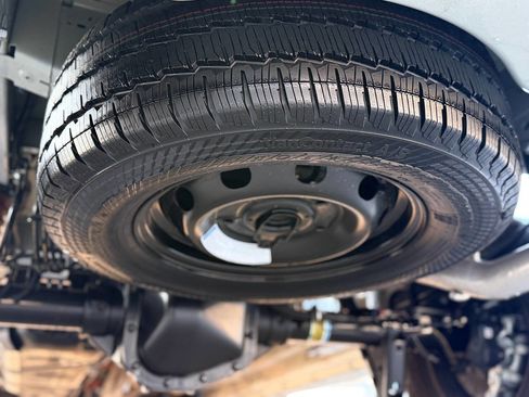 Used 2024 Ford Transit 250 Low Roof w/ Exterior Upgrade Package image 74