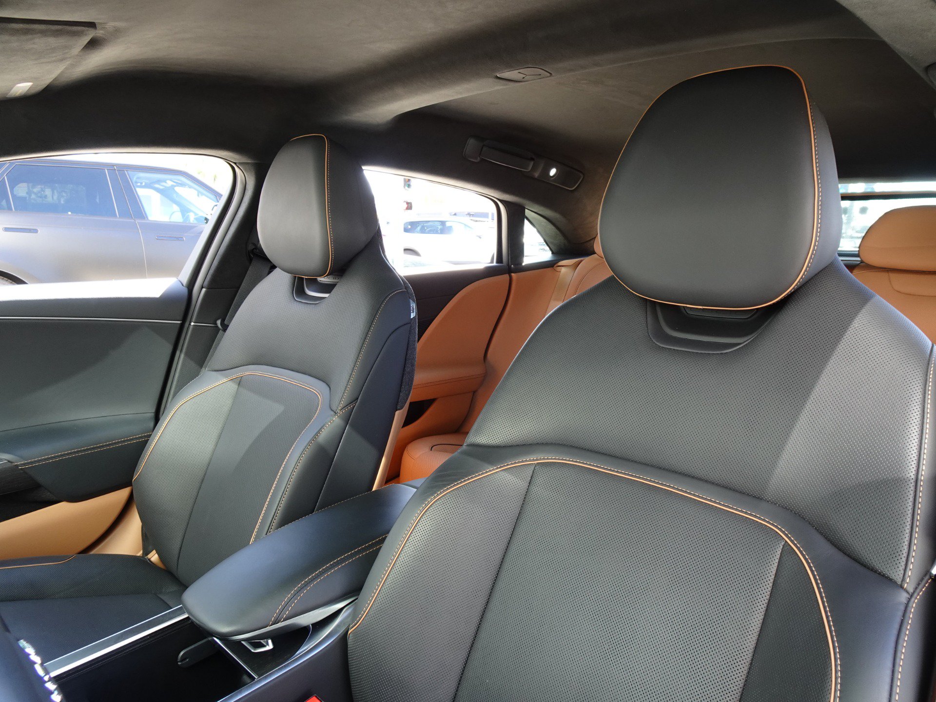 Used 2025 Lucid Air Touring AWD/4WD image 10