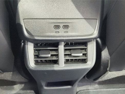 Used 2025 GMC Terrain Elevation w/ Elevation Premium Package image 35