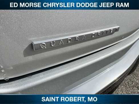 Used 2023 Jeep Wagoneer 4WD image 12