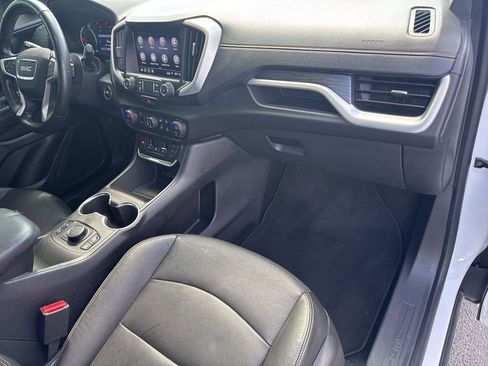 Used 2020 GMC Terrain SLT image 50