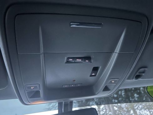 Used 2017 Chevrolet Silverado 3500 LTZ w/ Duramax Plus Package image 15