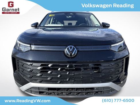 New 2026 Volkswagen Tiguan SE image 8