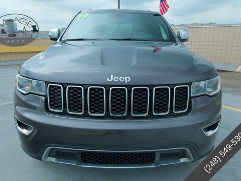 Used 2019 Jeep Grand Cherokee Limited AWD/4WD image 11