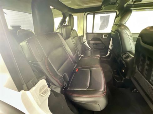 Used 2021 Jeep Wrangler Unlimited Rubicon image 25