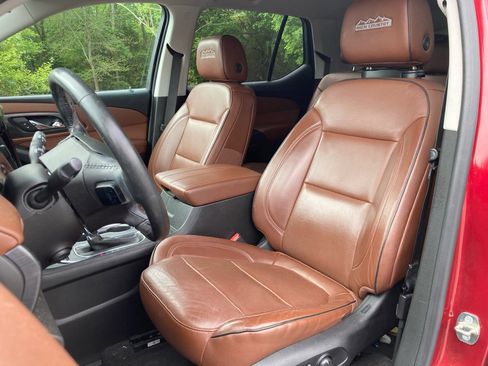 Used 2018 Chevrolet Traverse High Country w/ LPO, Floor Liner Package image 6