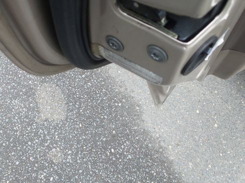 Used 1998 Toyota Camry LE image 28