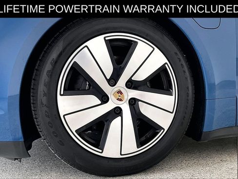 Used 2025 Porsche Taycan RWD image 12