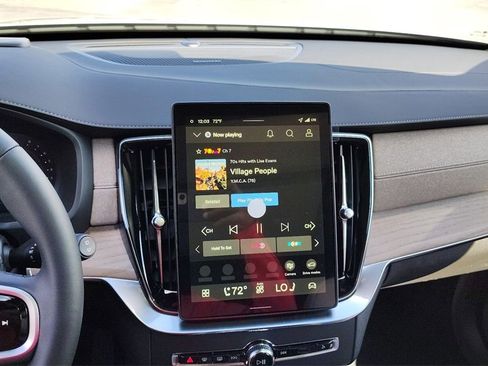 New 2026 Volvo XC90 B6 Ultra image 19