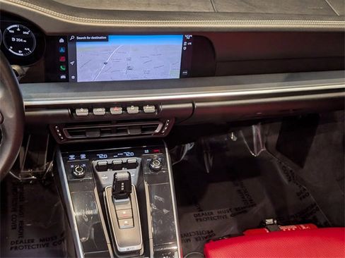 Certified 2022 Porsche 911 Targa 4S w/ Premium Package image 30