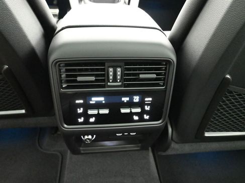 New 2026 Porsche Cayenne S AWD/4WD image 17