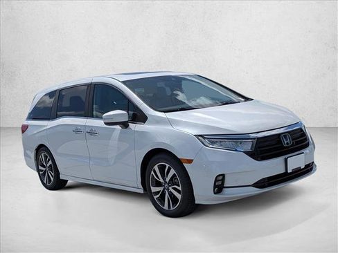 Used 2021 Honda Odyssey Touring image 3