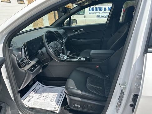 Used 2023 Kia Sportage X-Line image 9