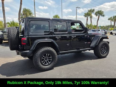 Used 2025 Jeep Wrangler Unlimited Rubicon AWD/4WD image 7