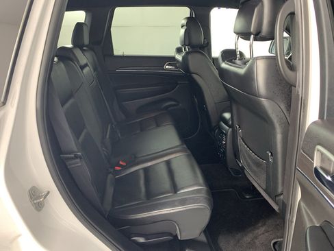 Used 2018 Jeep Grand Cherokee Limited RWD image 36