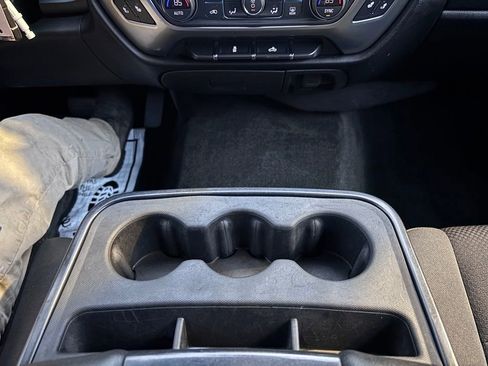 Used 2018 Chevrolet Silverado 1500 LT w/ All Star Edition image 19