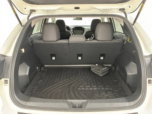 Used 2024 Subaru Crosstrek 2.0i Premium image 17