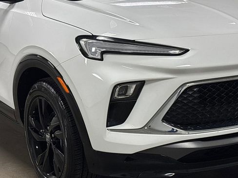 Used 2024 Buick Encore GX Sport Touring w/ Comfort Package image 5