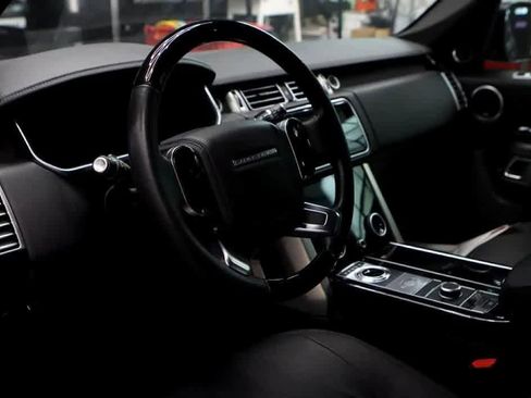 Used 2019 Land Rover Range Rover Supercharged image 15