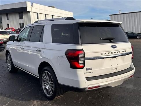 Used 2023 Ford Expedition Limited image 8