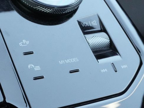 Certified 2026 BMW 530i image 29