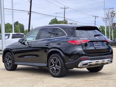Certified 2026 Mercedes-Benz GLC 300 image 4