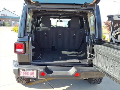 Used 2021 Jeep Wrangler Unlimited Sport image 26