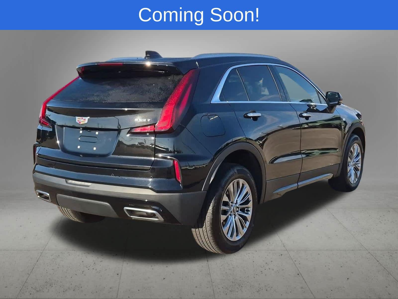 Used 2025 Cadillac XT4 Premium Luxury FWD image 6