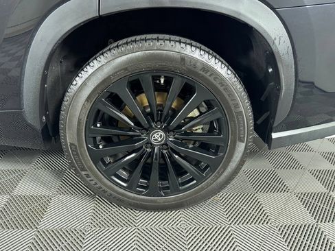 Used 2023 Toyota Highlander XSE FWD image 38