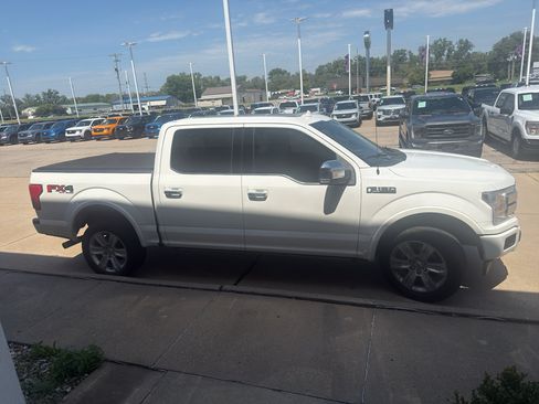 Used 2020 Ford F150 Platinum w/ Equipment Group 701A Luxury AWD/4WD image 5