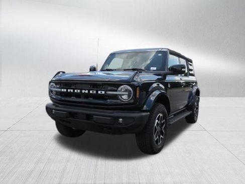 Used 2021 Ford Bronco Outer Banks AWD/4WD image 7