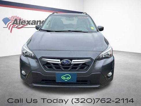 Used 2021 Subaru Crosstrek 2.0i Premium w/ Moonroof Package image 2