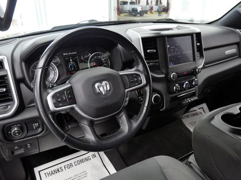 Used 2022 RAM 1500 Big Horn AWD/4WD image 12