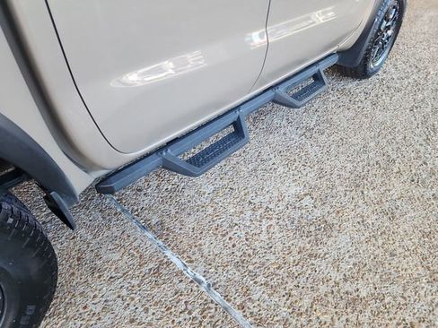 Used 2024 Nissan Frontier PRO-4X w/ Pro Premium Package image 28