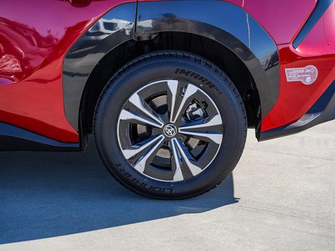 Used 2023 Toyota bZ4X XLE w/ Weather Package image 8