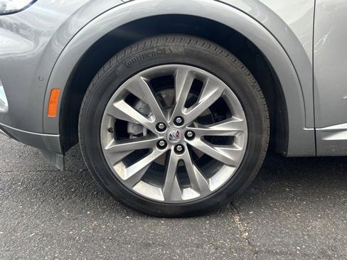 Certified 2023 Buick Envision Avenir image 10