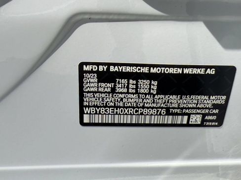 Certified 2024 BMW i7 M70 w/ Executive Package AWD/4WD image 26