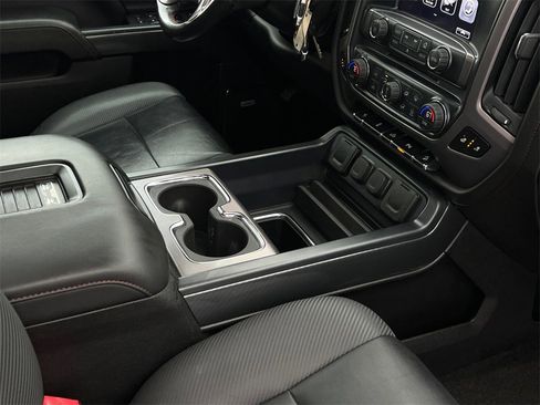 Used 2018 GMC Sierra 1500 SLT image 13